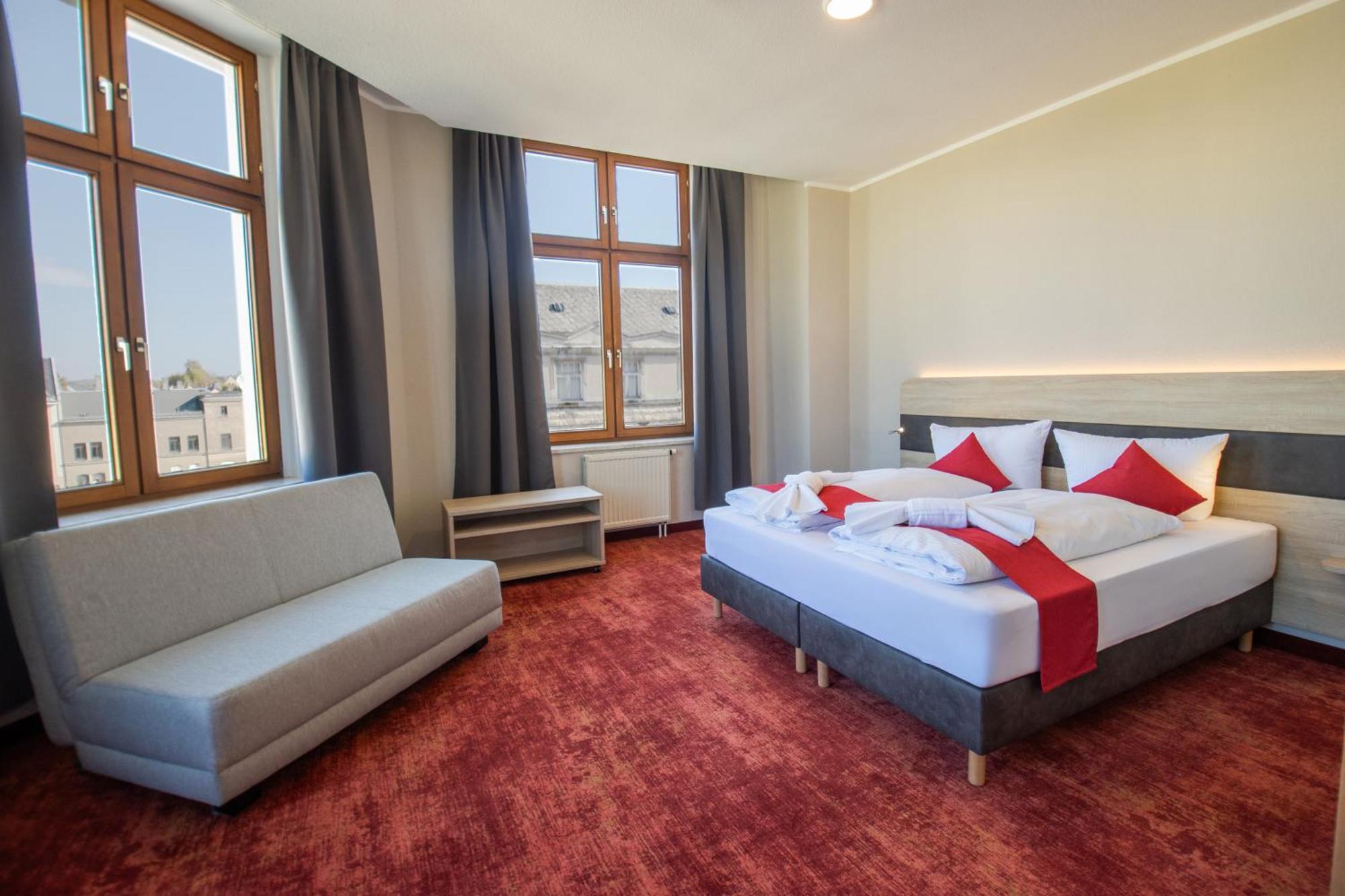 Hotel Lengenfelder Hof 렌겐펠트 외부 사진