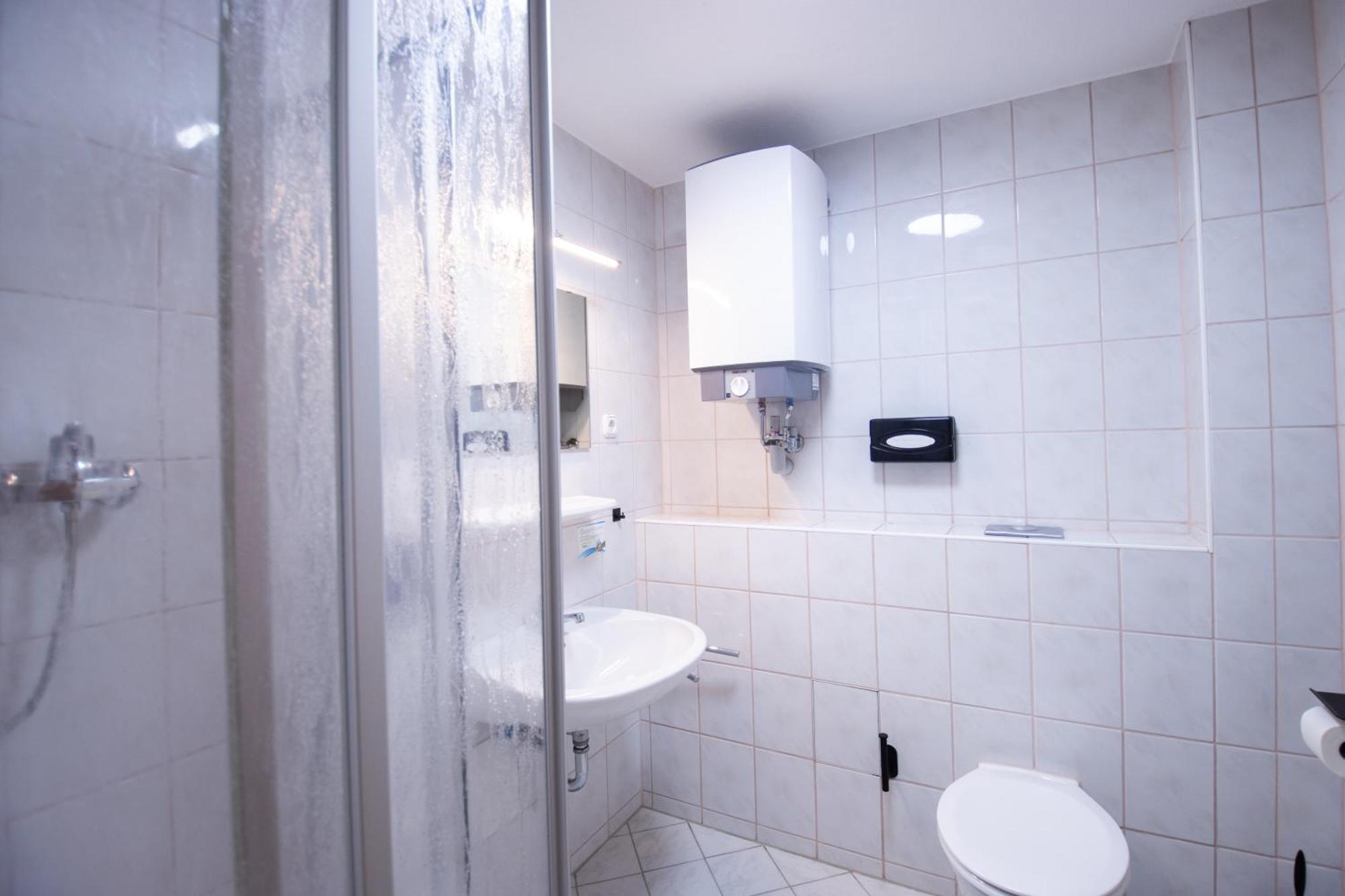 Hotel Lengenfelder Hof 렌겐펠트 외부 사진