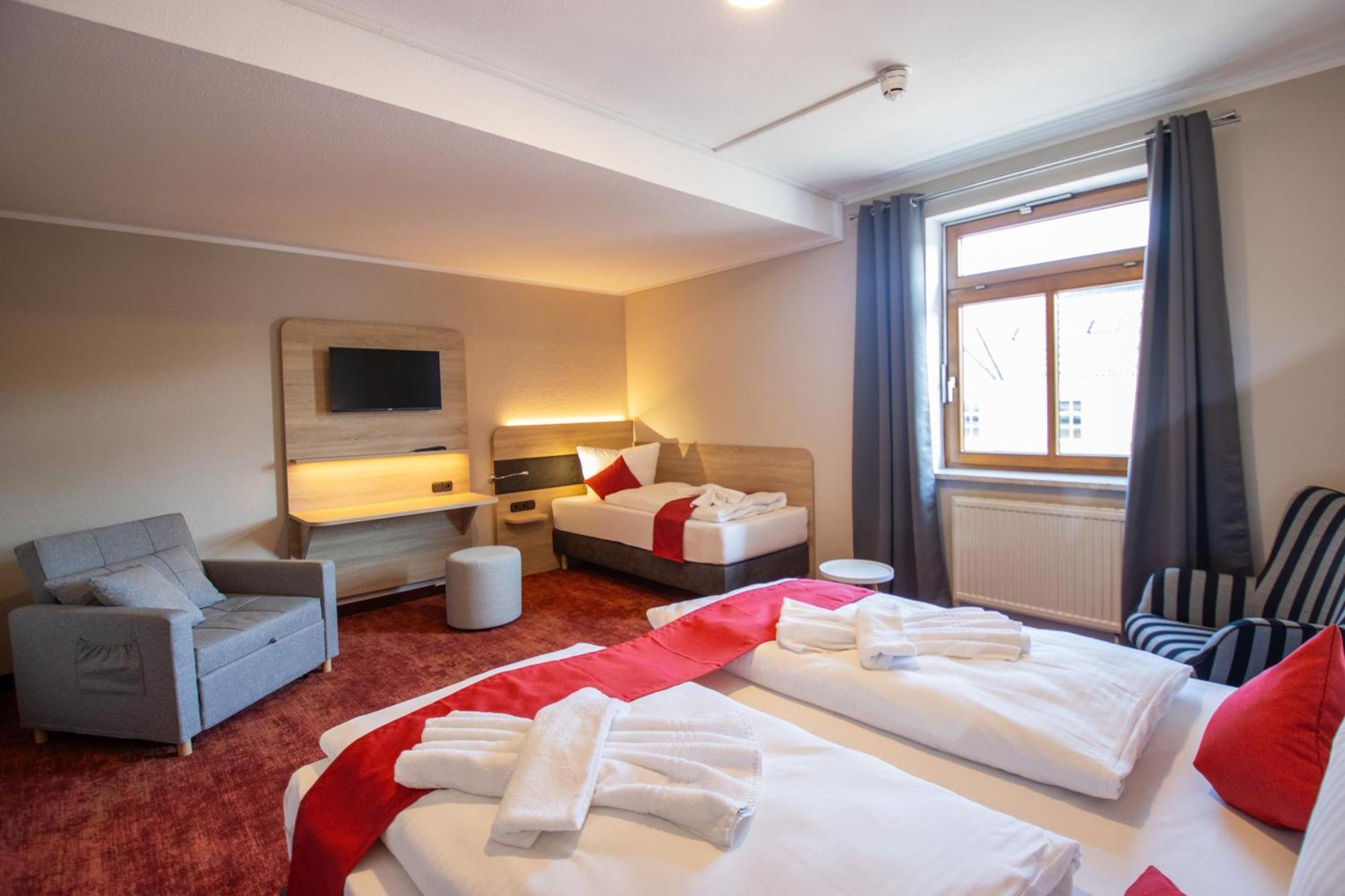 Hotel Lengenfelder Hof 렌겐펠트 외부 사진