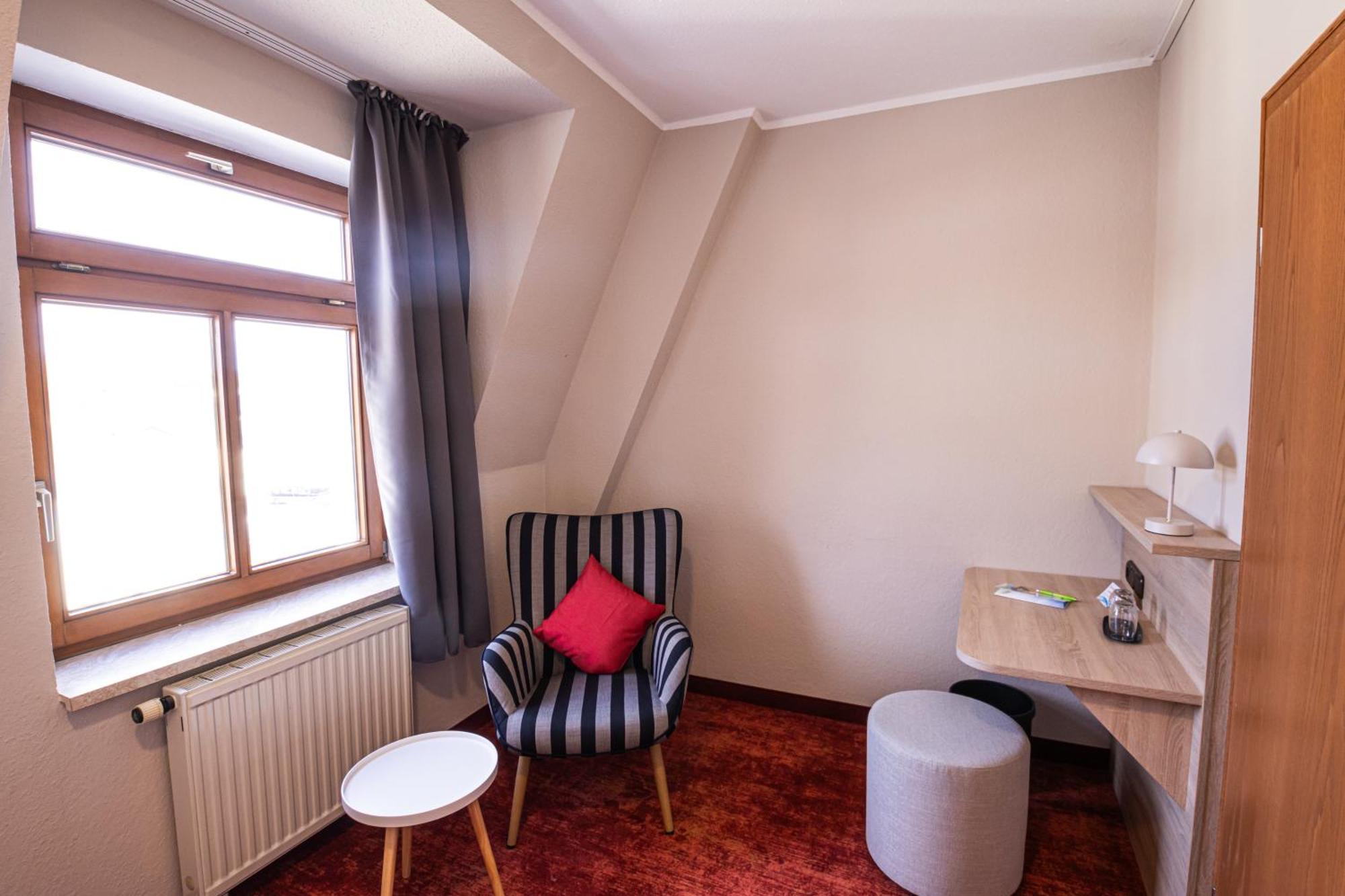 Hotel Lengenfelder Hof 렌겐펠트 외부 사진