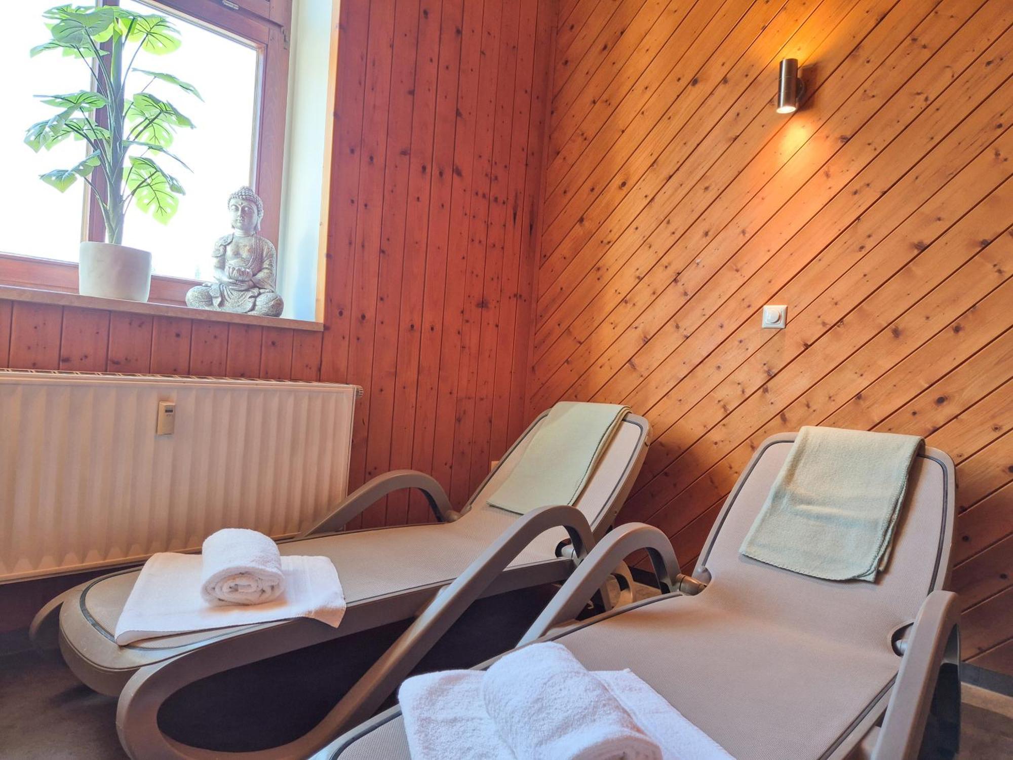 Hotel Lengenfelder Hof 렌겐펠트 외부 사진